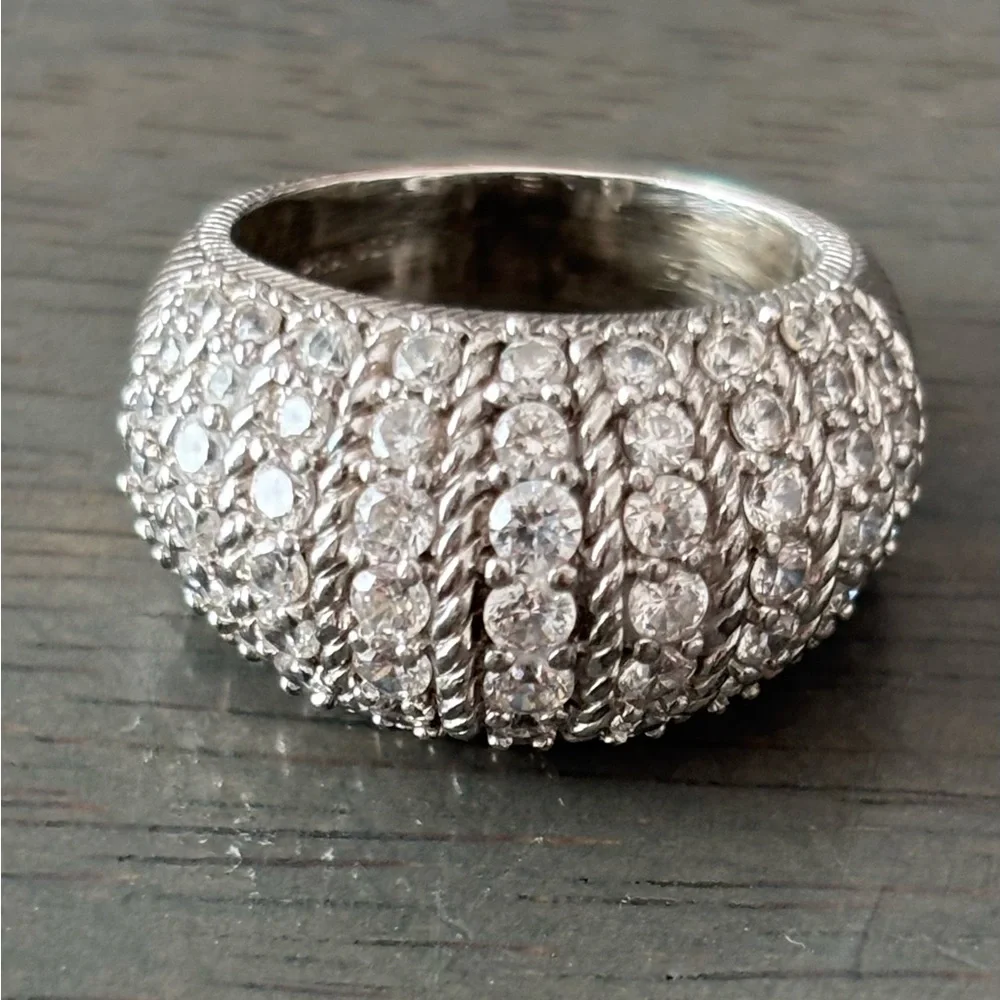 Judith Ripka Cubic Zirconia CZ 925 Sterling Silver Ring size 6 - Picture 1 of 7